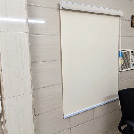 Plain White Roller Window Blind